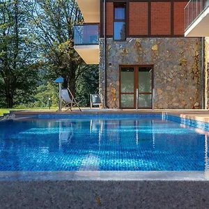  Apartment N&b Polen